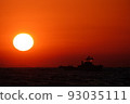 室戶海岸的日落和漁船 室戶海岸的日落和漁船 93035111