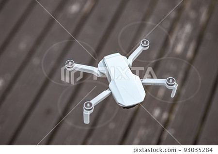 Preparing the drone for flight 93035284
