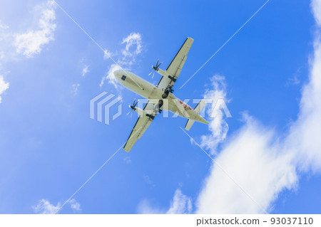 "Airplane" ATR 42 (ATR 42-600) "Airplane" ATR 42 (ATR 42-600) 93037110