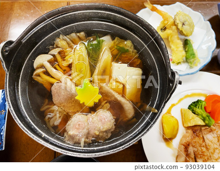 Duck meat and meatball hot pot Duck meat and meatball hot pot 93039104