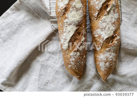 Homemade French baguette 93039377