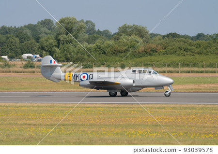 Royal Air Force Meteor T7 jet trainer landing Royal Air Force Meteor T7 jet trainer landing 93039578