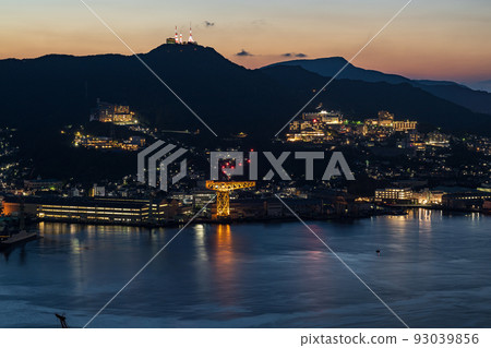 The night view from Mt. Nabekanmuri in Nagasaki, which has been selected as one of the world's top three night views The night view from Mt. Nabekanmuri in Nagasaki, which has been selected as one of the world's top three night views 93039856
