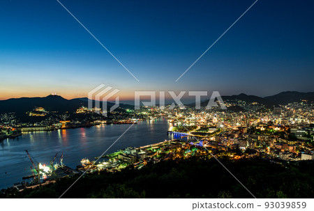 The night view from Mt. Nabekanmuri in Nagasaki, which has been selected as one of the world's top three night views The night view from Mt. Nabekanmuri in Nagasaki, which has been selected as one of the world's top three night views 93039859