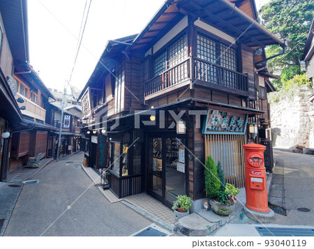 Streets of Arima Onsen Yumotozaka Daruma Post Streets of Arima Onsen Yumotozaka Daruma Post 93040119