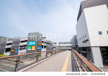 [大田川站]車站前的步行台 93040808