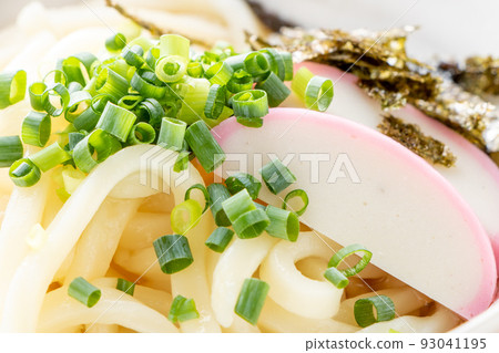 Bukkake烏冬面(冷)起來。 Bukkake烏冬面(冷)起來。 93041195