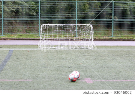 soccer ball    93046002