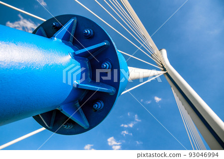 Big screw on large rope on new bridge Big screw on large rope on new bridge 93046994