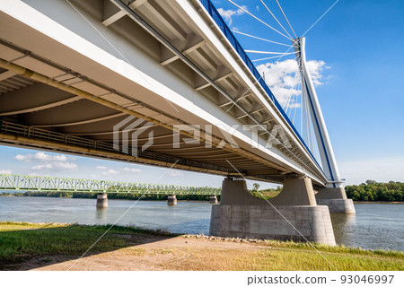 Monostor bridge between Slovak town Komarno and Hungarian city Komarom Monostor bridge between Slovak town Komarno and Hungarian city Komarom 93046997