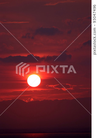 A sunset 93047496