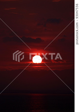 A sunset 93047556