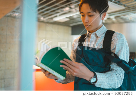 藝術學校預備學校 93057295