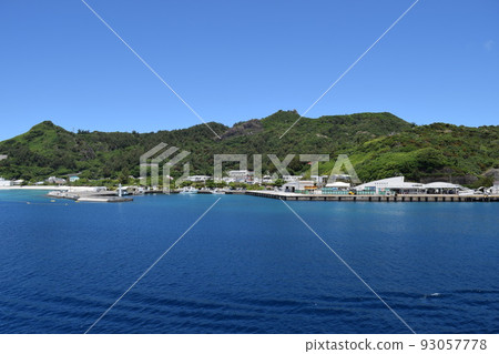 Ogasawara Islands Chichijima Port as seen from the Ogasawara Maru Ogasawara Islands Chichijima Port as seen from the Ogasawara Maru 93057778
