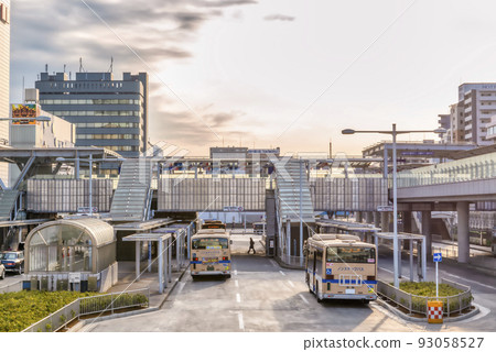 Cityscape of Yokohama Shin-Yokohama Station North Exit Bus Rotary in front of the station 93058527