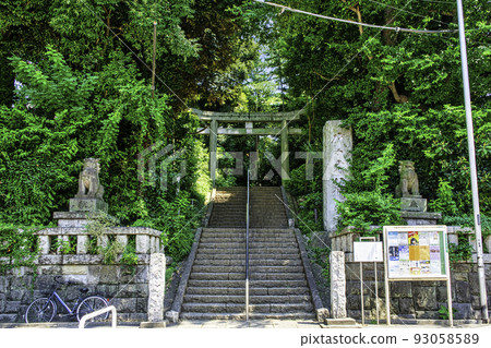 Tokyo Yoyogi Hachimangu Shrine Ichino Torii Tokyo Yoyogi Hachimangu Shrine Ichino Torii 93058589