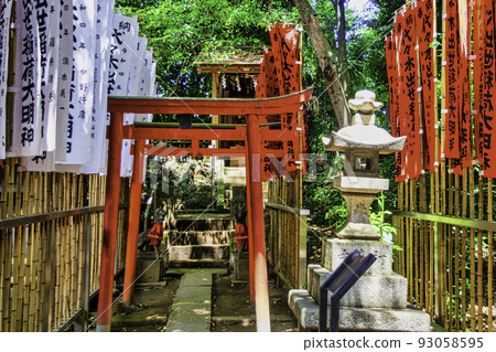Tokyo Yoyogi Hachimangu Shusse Inari Shrine Tokyo Yoyogi Hachimangu Shusse Inari Shrine 93058595
