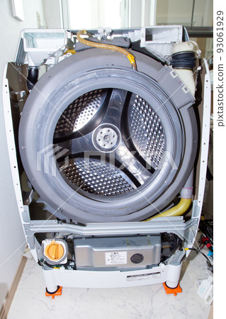 Disassembled washing machine (drum type washer/dryer) Disassembled washing machine (drum type washer/dryer) 93061929