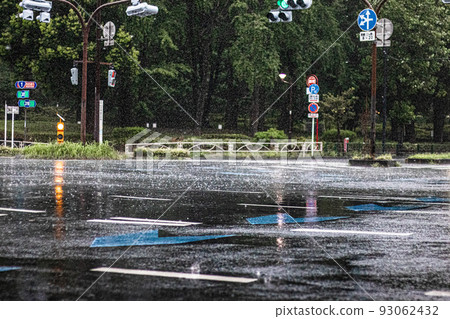 大雨圖像 93062432