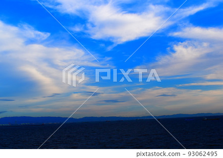 sky over the sea 93062495