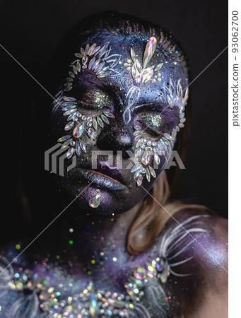 Fantasy face art makeup girl Fantasy face art makeup girl 93062700