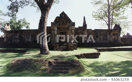 Prasat Muang Tam @Thailand 93063259