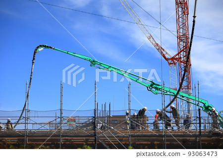 Ready-mixed concrete casting work image Ready-mixed concrete casting work image 93063473