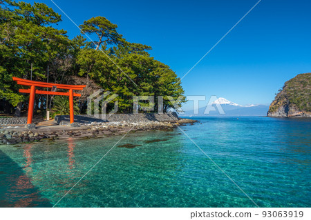 Suruga Bay Mt.Fuji Torii Gate "Toda, Numazu City" 93063919