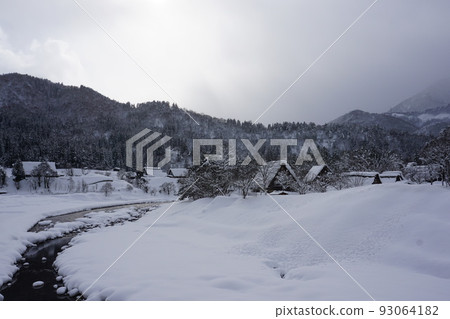 Snow scene of Shirakawa-go gassho-zukuri village, a world cultural heritage site in Gifu Prefecture in winter Snow scene of Shirakawa-go gassho-zukuri village, a world cultural heritage site in Gifu Prefecture in winter 93064182