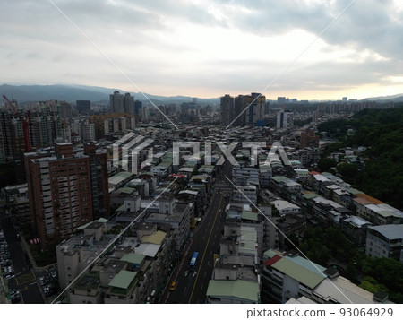 Xinyi District 93064929