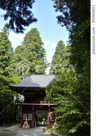 Oiwa Shrine, a power spot in Hitachi City, Ibaraki Prefecture 93069801