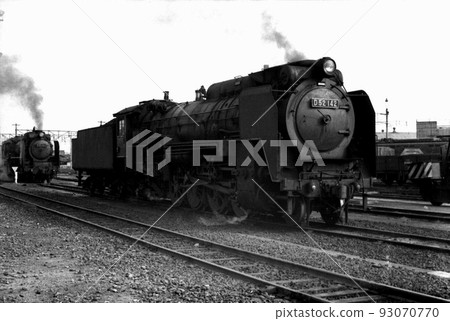 蒸汽機車 D52142 吹田機車廠 1968 年 12 月 27 日 93070770