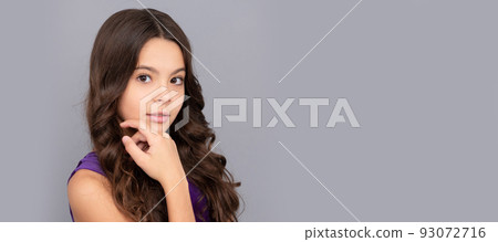 teen beauty hairstyle. express positive emotion. haircare and skincare. hairdresser. Child face, horizontal poster, teenager girl isolated portrait, banner with copy space. teen beauty hairstyle. express positive emotion. haircare and skincare. hairdresser. Child face, horizontal poster, teenager girl isolated portrait, banner with copy space. 93072716