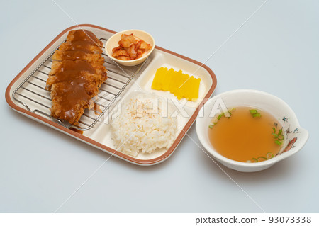 Pork cutlet in a bowl 93073338