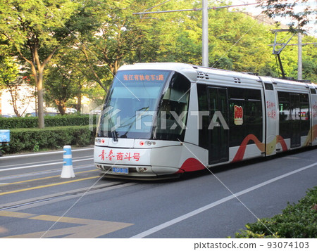 Shanghai tram, LRT Zhangjiang railcar departing from Zhangjiang high-tech station 93074103