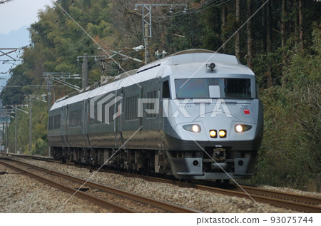 Kagoshima Main Line Tenpaizan-Harada JR Kyushu 787 series BM109 formation (South Fukuoka) Tsubame Kagoshima Main Line Tenpaizan-Harada JR Kyushu 787 series BM109 formation (South Fukuoka) Tsubame 93075744