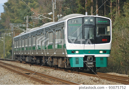 鹿兒島本線天派山-原田JR九州811系列P8編隊（南福岡） 93075752