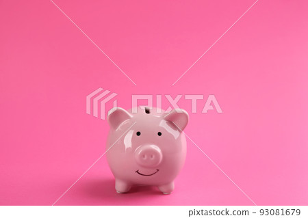 Cute piggy bank on bright pink background Cute piggy bank on bright pink background 93081679