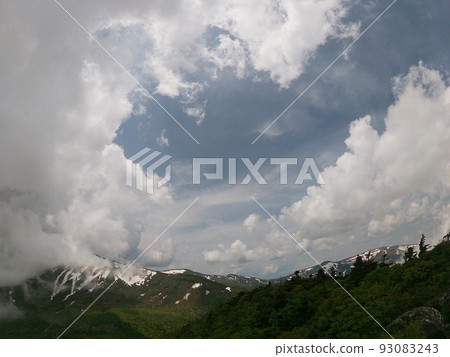 藏王之景,從牛代紅嶽山頂望向屏武岳 藏王之景,從牛代紅嶽山頂望向屏武岳 93083243