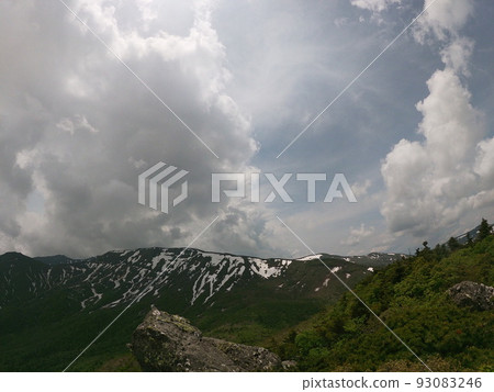 藏王之景,從牛代紅嶽山頂望向屏武岳 藏王之景,從牛代紅嶽山頂望向屏武岳 93083246