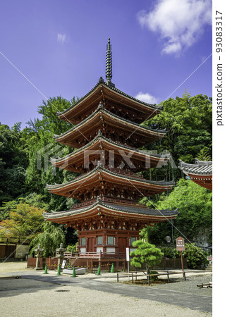 Myo-in Temple five-storied pagoda Fukuyama City, Hiroshima Prefecture 93083317