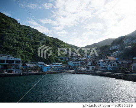 Okinoshima Hahajima Port Sukumo City, Kochi Prefecture 93085139