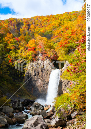 娜娜瀑布(秋季) 娜娜瀑布(秋季) 93086087