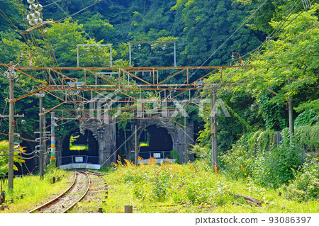 Apt no Michi, a historical site, the ruins of Kumanodaira Station on the Shinetsu Main Line of the Japanese National Railways 93086397
