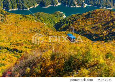 秋季立山黑部阿爾卑斯山脈路線錦州立山索道 秋季立山黑部阿爾卑斯山脈路線錦州立山索道 93087050