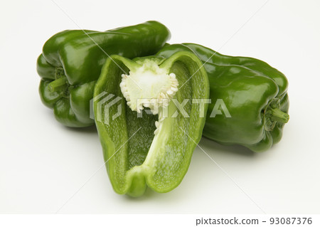green pepper green pepper 93087376