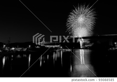 (黑白) (黑白) 93088585