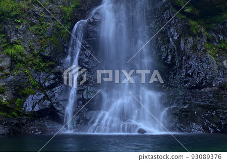 Kiyona Waterfall Kiyona Waterfall 93089376