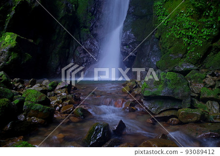 Hatenashi Waterfall 93089412