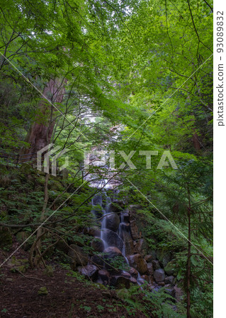 Takio Falls in Hino Town, Tottori Prefecture Takio Falls in Hino Town, Tottori Prefecture 93089832